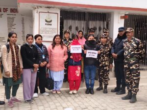 एक नेपाली किशोरीलाई सम्भावित मानव तस्करीबाट सशस्त्र सीमा बल वाहिनीले जोगाए