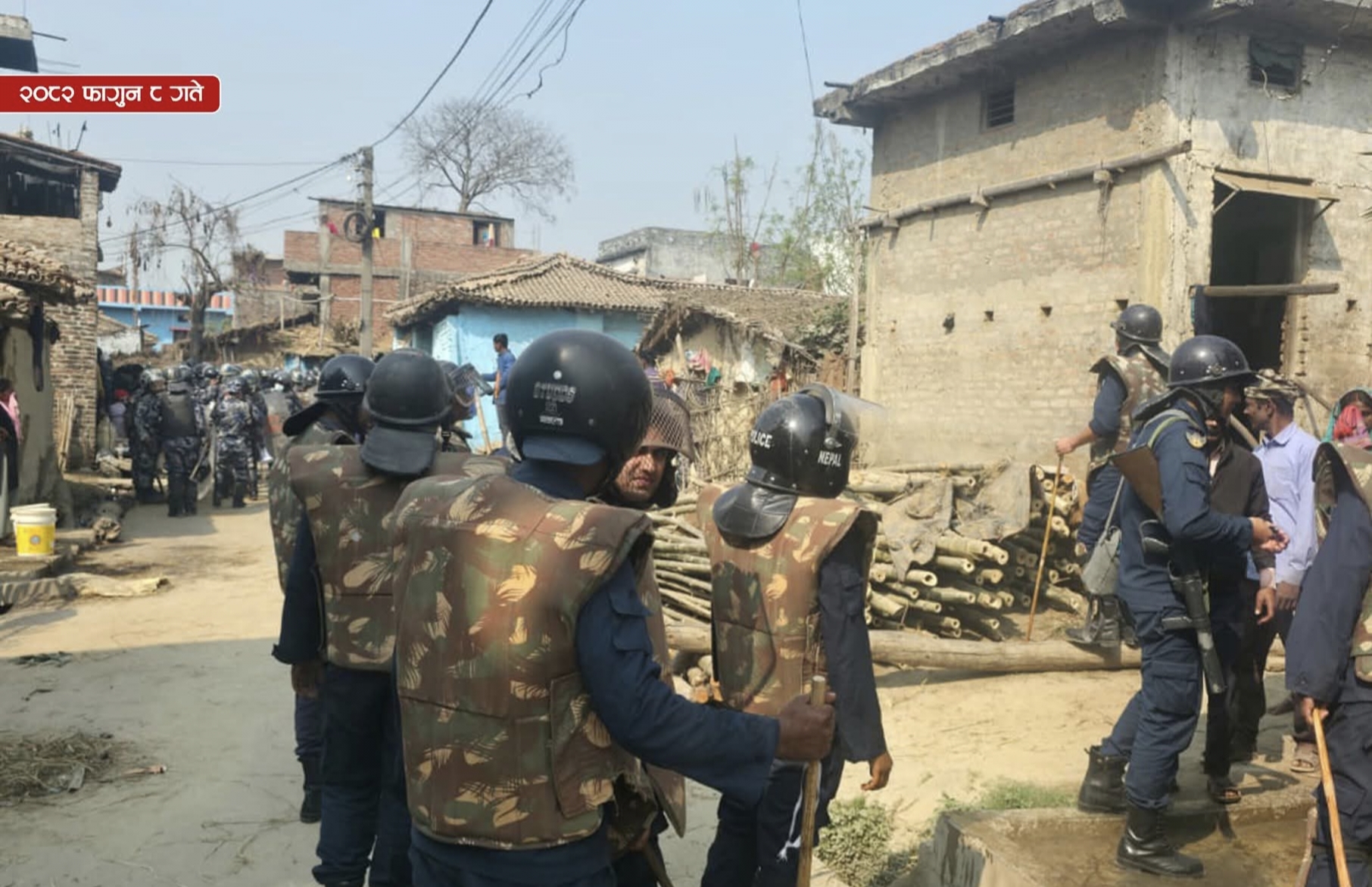 रौतहट : दुई समुदायबिच झडप, स्थित नियन्त्रणमा लिन सेना सहित पाँच सय भन्दाबढी सुरक्षाकर्मी परिचालन